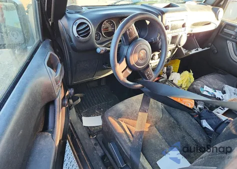 2015 Jeep Wrangler Sport z USA, uszkodzony, nr VIN 1C4AJWAG9FL711011